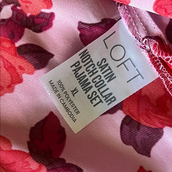LOFT Pink and Red Floral Satin Pajama Set XL - Picture 7 of 11